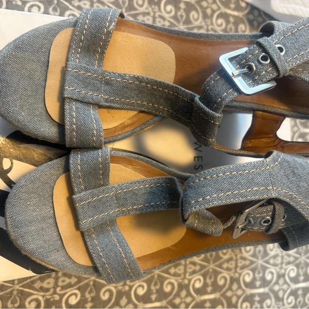 Franco sarto Jean like wedge sandals